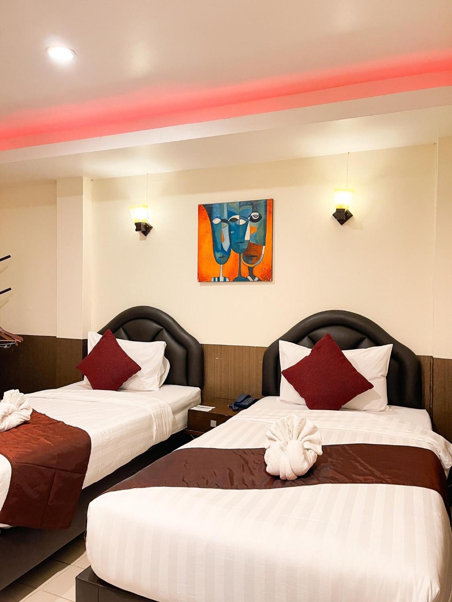 Baik Suite Bangkok Exterior foto