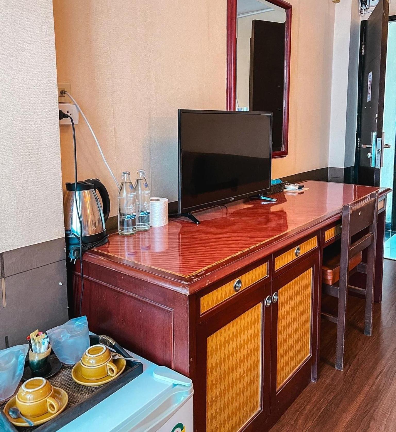 Baik Suite Bangkok Exterior foto